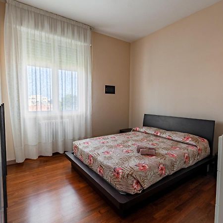 Luxury House Near Train Station Apartment ลีวอร์โน ภายนอก รูปภาพ