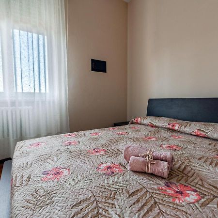 Luxury House Near Train Station Apartment ลีวอร์โน ภายนอก รูปภาพ