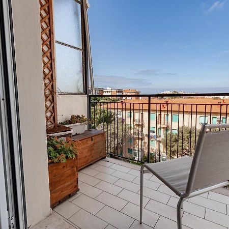 Luxury House Near Train Station Apartment ลีวอร์โน ภายนอก รูปภาพ