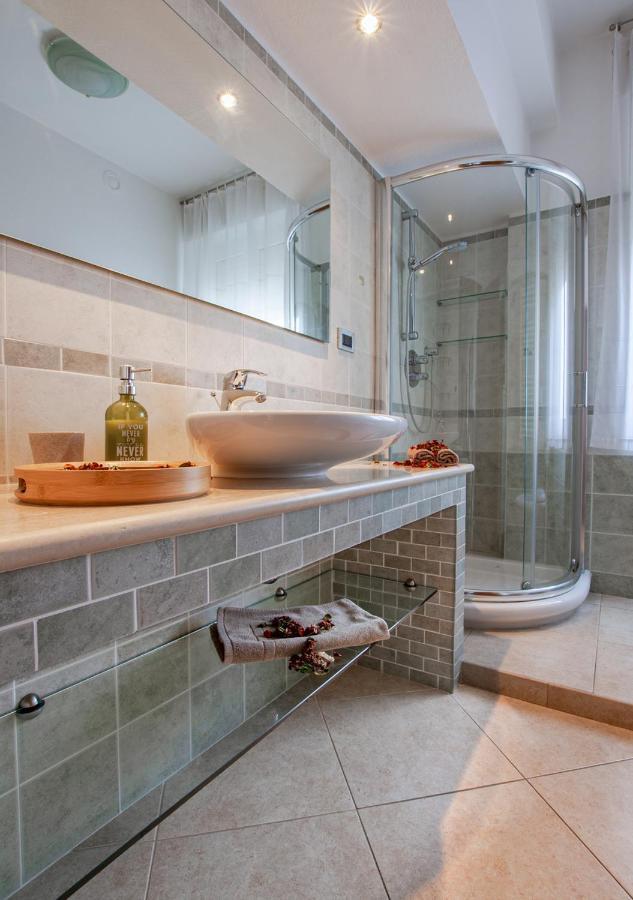 Luxury House Near Train Station Apartment ลีวอร์โน ภายนอก รูปภาพ