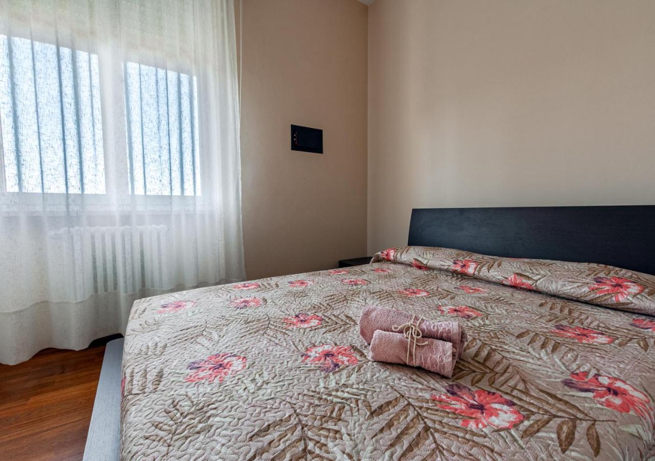 Luxury House Near Train Station Apartment ลีวอร์โน ภายนอก รูปภาพ